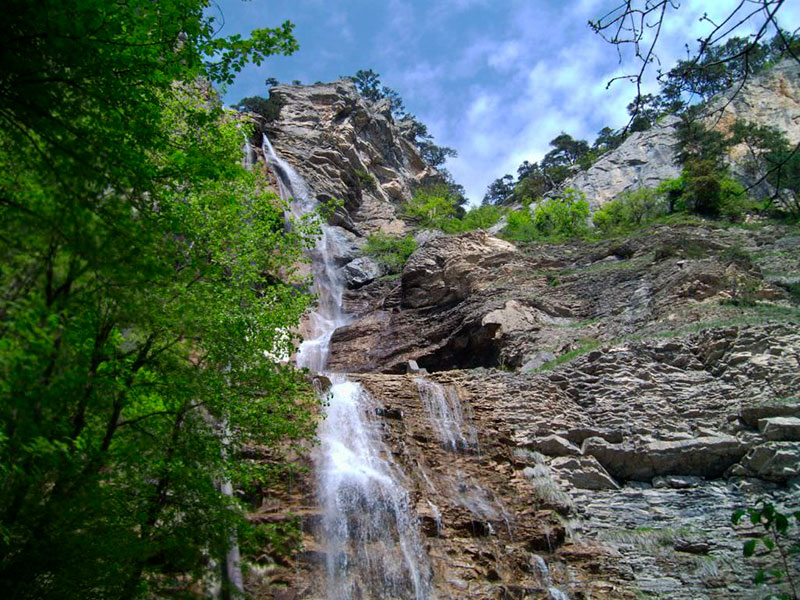 водопаду Учан-Су